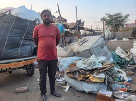 ‘लोग हरदम हमनी के पहचान पर अंगुरी उठावेला’