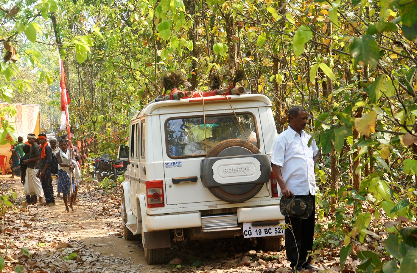 People transporting their material on the vehicle to participate in Jatra