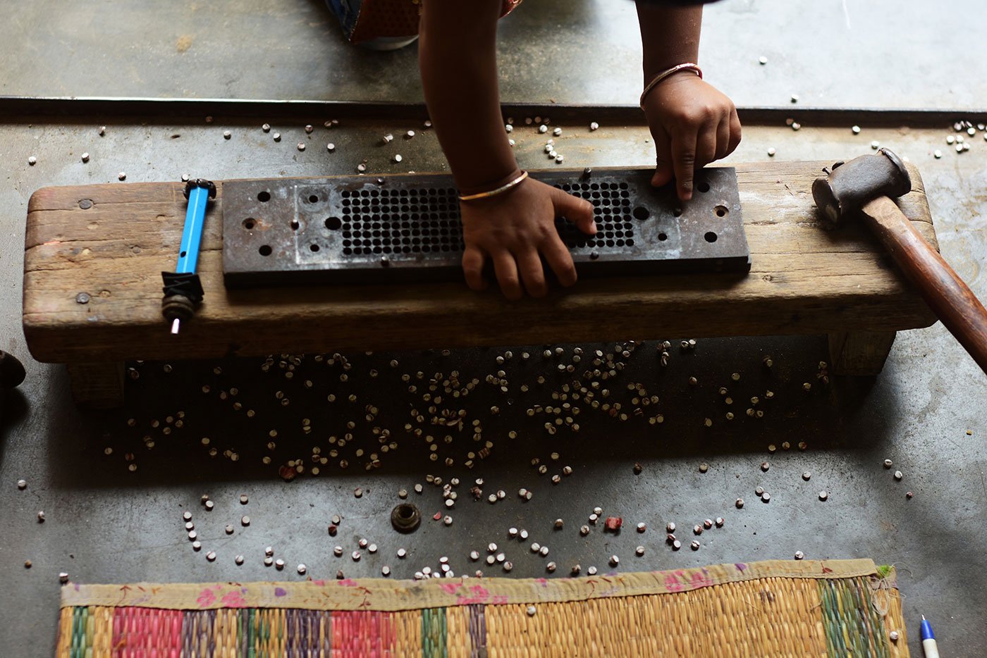 Many among the younger generation in the weavers’ community start learning at an early age