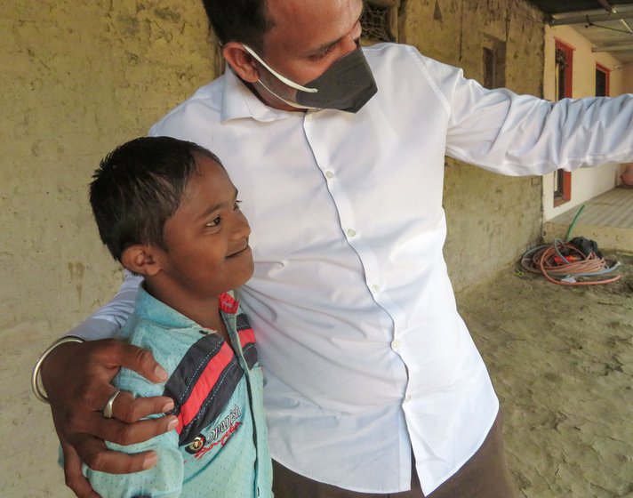 Right: Prateek and Rohit Bagade, programme coordinator at Dnyanprabodhan Matimand Niwasi Vidyalaya