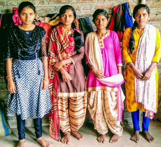 Left: Jamuna has to travel long distances to go to school, the situation worsens during the monsoon season. Right: Archana Solanke, Jamuna Solanke, Anjali Shinde and Mamta Solanke are the first batch from the Nathjogi community to pass Class 10