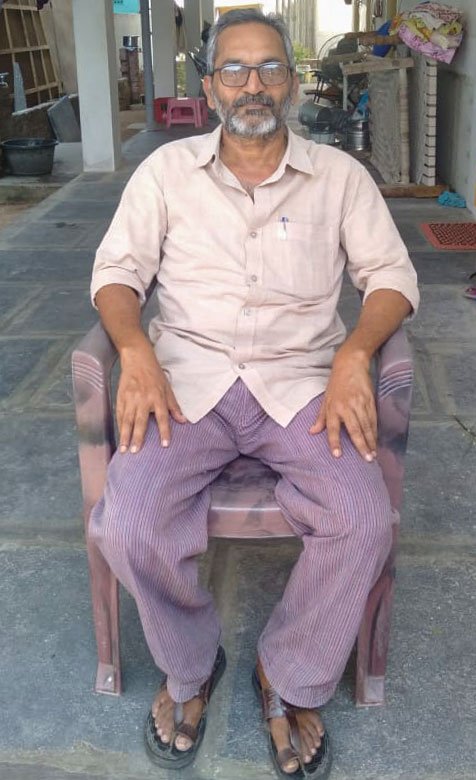 Left: B. Sunitha and her husband Bandla Pradeep Kumar in Chirala: 'With no raw material, we cannot work'. Right" Macherla Mohan Rao, founder president of the Chirala-based National Federation of Handlooms and Handicrafts, says, 'This [lockdown] will finish them off the weavers'

