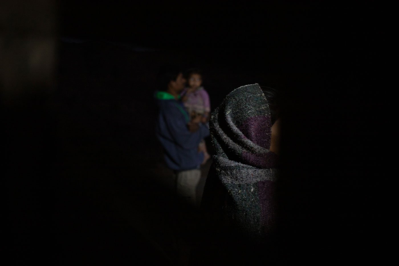 Pallavi and Girish are agricultural labourers in Nandurbar; Pallavi's untreated uterine prolapse makes it hard for her to take care of their daughter