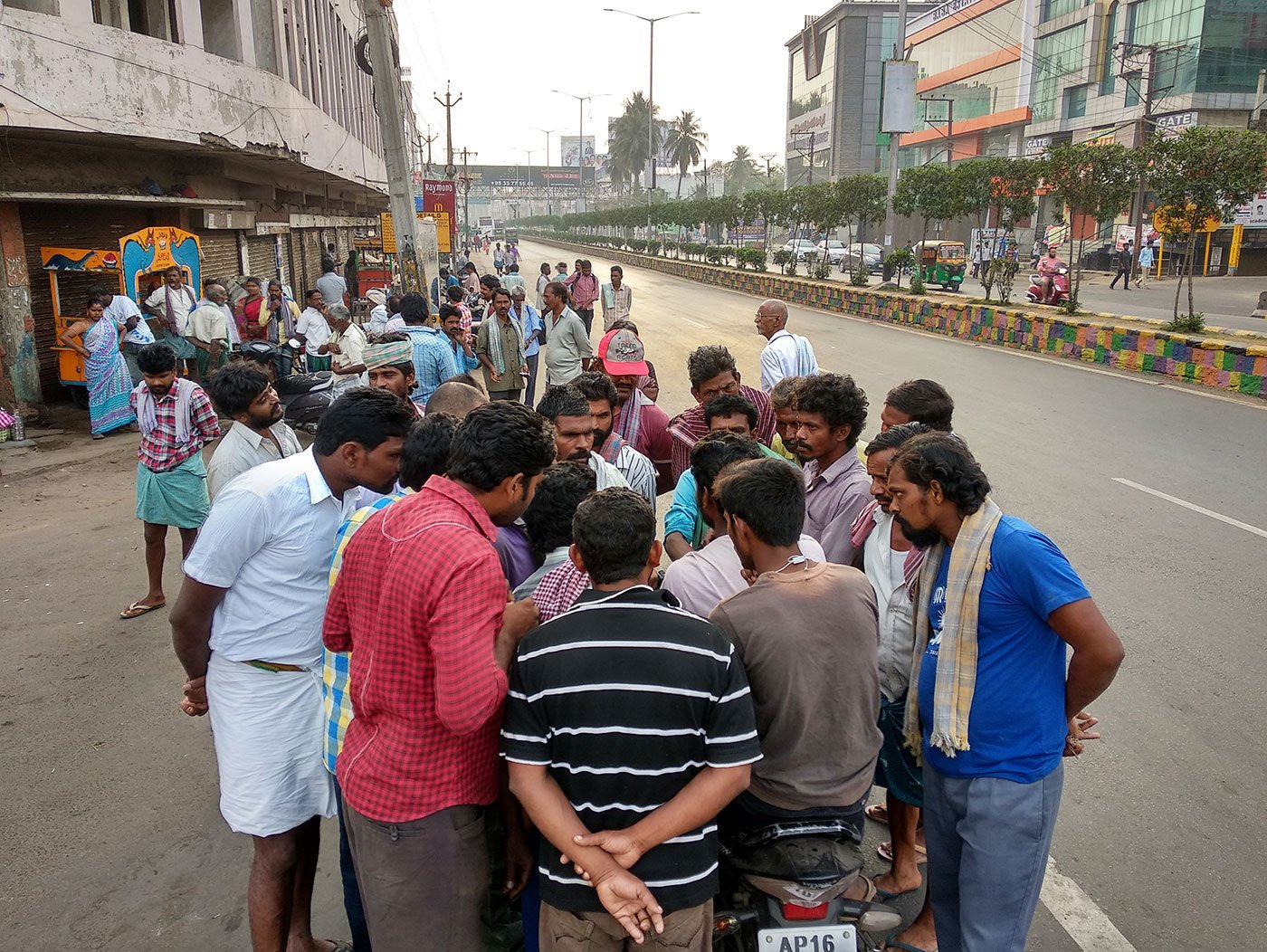 The people who want work force in their construction sites and homes will come on two wheelers and tempos and pick the labourers up. The labourers throng the employers when they are here for work. Since he demand is less and the supply is more, most often the workers will have a raw deal in the bargaining of the wage for that particular day