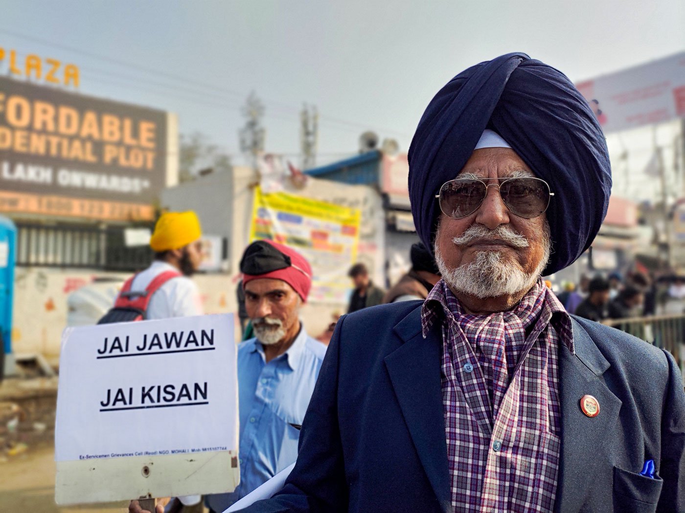 Left: Lt. Col. S. S. Sohi says, 'The government is ruining farming altogether'. Right: The war heroes say they are angry at the demonisation of farmers