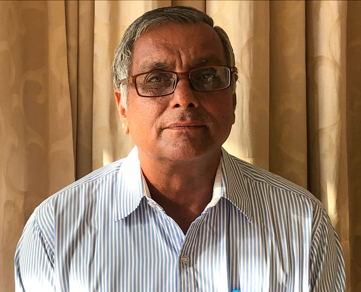 Prof. Isran (left) of Churu town says: 'The entire summer has expanded'. Amrita Choudhary (right) of the Disha Shekhawati organisation in Sujangarh says, 'Even in this hot region, the heat is increasing'