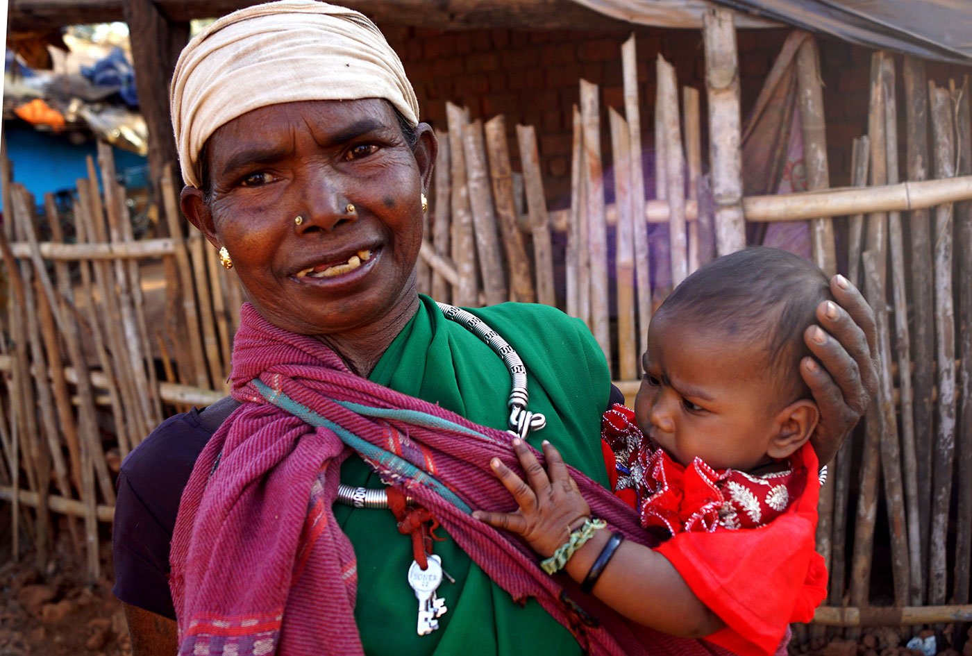 It’s Jungleebai’s grandson’s (she didn’t give her full name) first visit to the haat; they’ve come from Suklapal village in Antagarh block, around four kilometres away