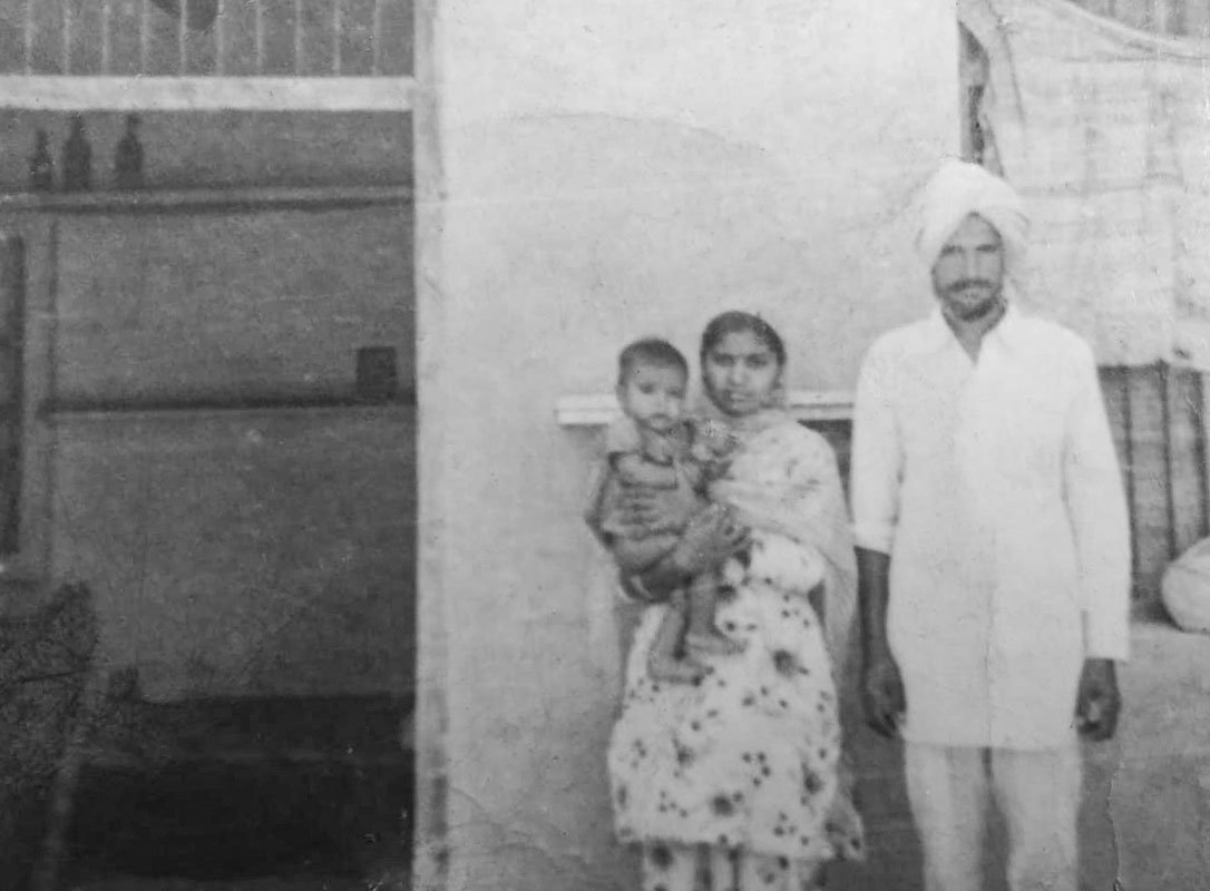 Bhagat Singh with his wife Gurdev Kaur and eldest son
Jasveer Singh in 1965.