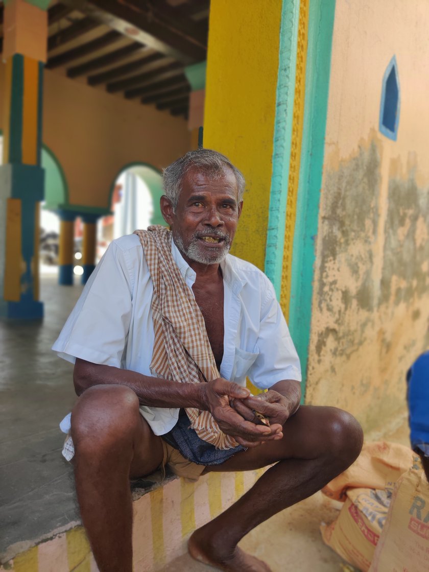 Left: C. Rasu, a resident of Koovalapuram, believes that the muttuthurai practice does not discriminate against women. Right: Rasu's 90-year-old sister Muthuroli says, 'Today's girls are better off, and still they complain. But we must follow the system'