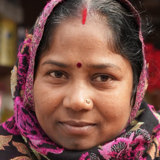Rubi Devi is a Homemaker from Chhotka Kharwa, Dulhin Bazaar, Patna, Bihar