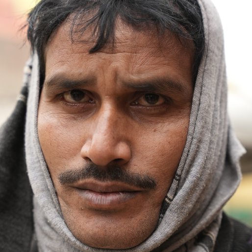 Uday Paswan is a E-rickshaw driver from Gopalpur, Sampatchak, Patna, Bihar