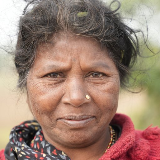 Rekha Manjhi is a Homemaker, also a farm labourer from Munrera, Daniawan, Patna, Bihar