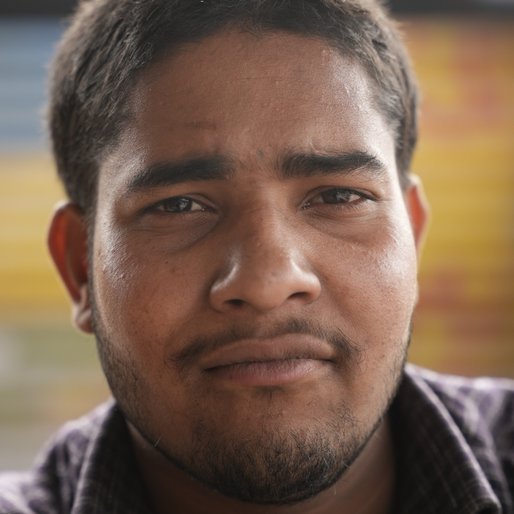 Ramdhan Kumar is a Owns a small <em>dhaba</em> [roadside restaurant] from Supan Chak, Fatwah, Patna, Bihar