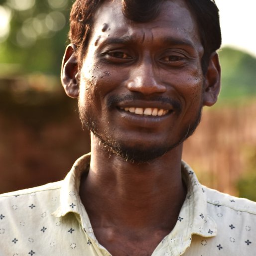 Ratan Dalui is a Brick kiln worker from Chandannagar (Municipal Corporation), Singur, Hooghly, West Bengal