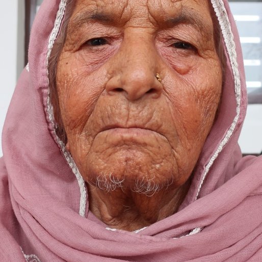 Inder Devi is a Homemaker, previously plucked cotton and chilli in the family field from Hariyau, Chhajli, Sangrur, Punjab