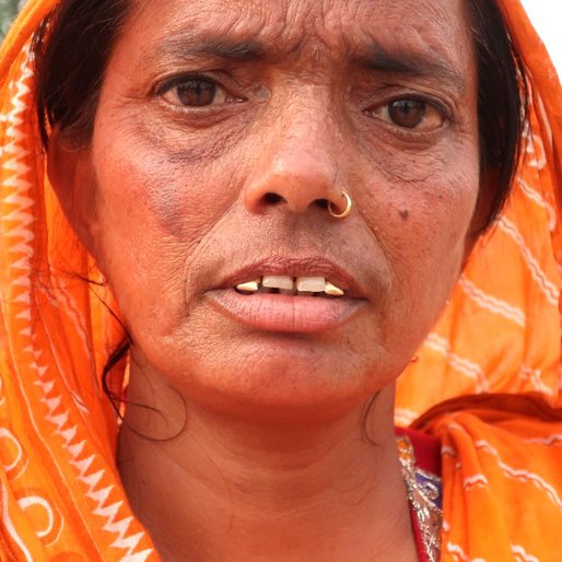 Soma is a Street vendor (sells plastic household goods) from Chhajli, Chhajli, Sangrur, Punjab