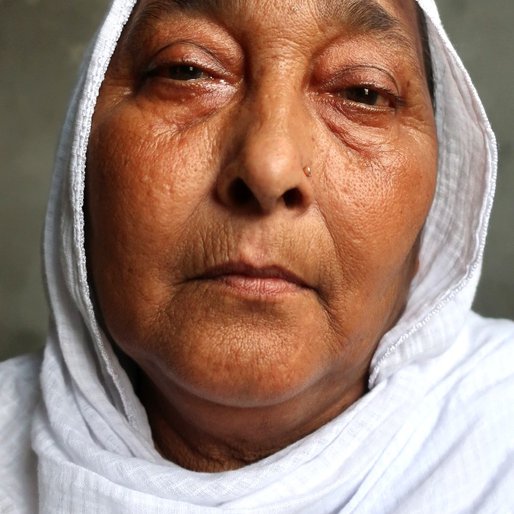 Mahinder Kaur is a Knitter and homemaker from Tolawal, Sunam Udham Singh Wala, Sangrur, Punjab