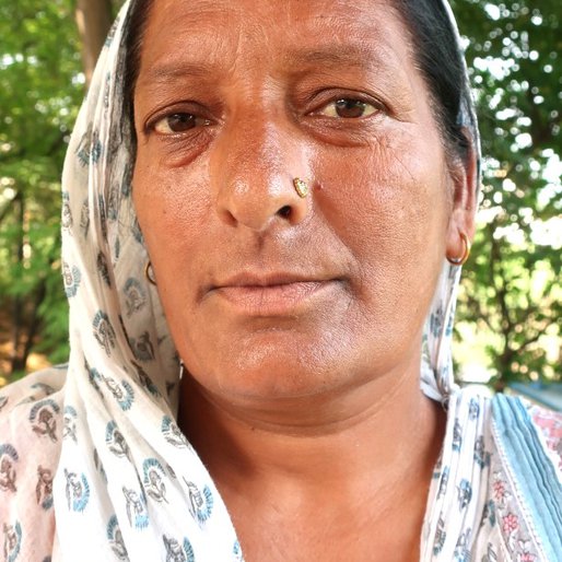 Satwinder Kaur is a MGNREGA worker and agricultural labourer from Kanoi, Sunam Udham Singh Wala-2, Sangrur, Punjab