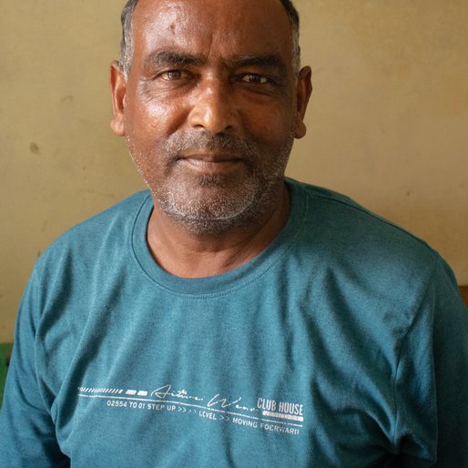 Lal Mo is a Retired daily wage construction labourer from Chandoi, Marori, Pilibhit, Uttar Pradesh