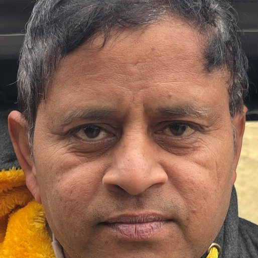 Ajay Kumar is a Autorickshaw driver, also a singer and teacher from Phulwari, Phulwari Sharif, Patna, Bihar