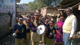 গান, কবিতা আর ড্রাম সহযোগে স্কুলে হাজিরার পদযাত্রা