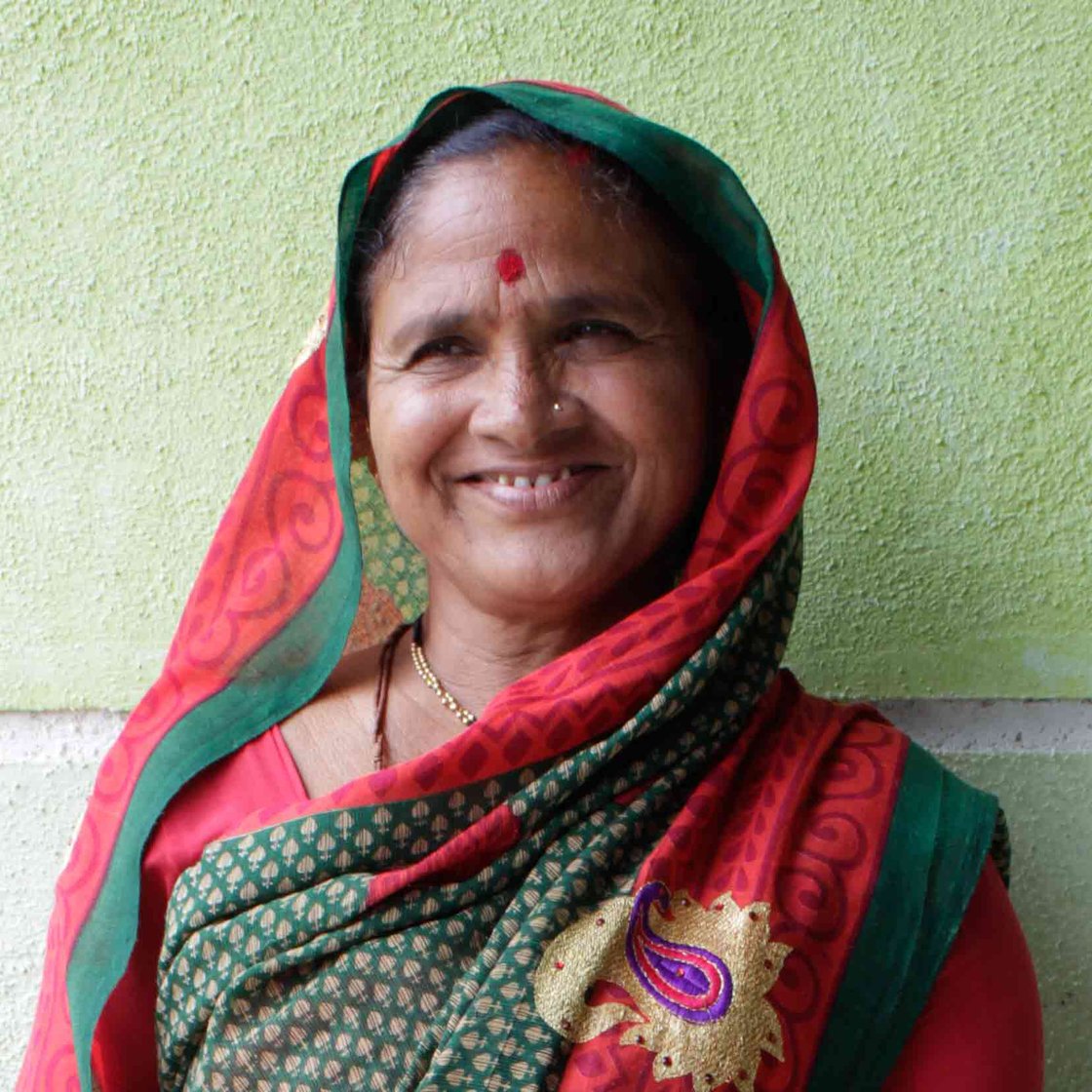 Mugshot of Sonubai Mote of Savindane village in Pune district sings