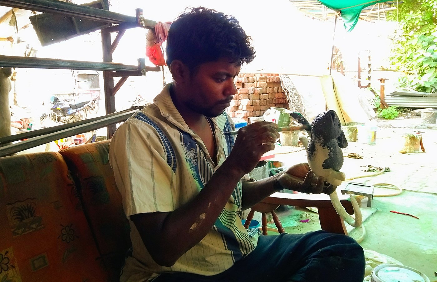 Swapan Mondal, Tapan's brother, who coordinates the workshop, says, 'To practice art, no one needs a degree'